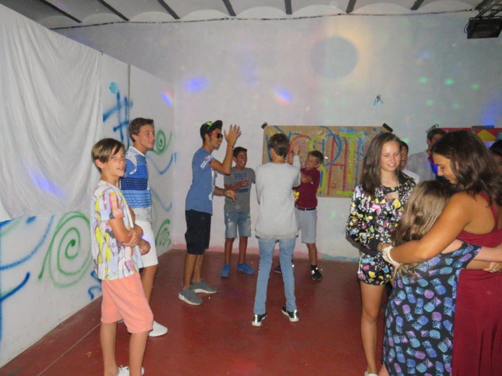 Village Camps International Summer Camp Chiclana, Spain 2017-07-28 https://www.villagecamps.com/journals_admin/images/1847-4488-file (112).jpg